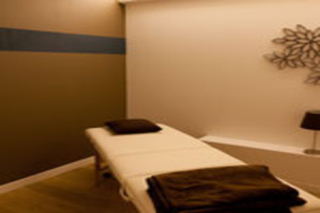 photo cabinet DJ VJ Parisa RFJTV Beauté MakeUp