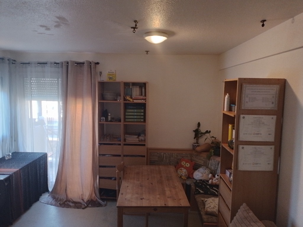 photo cabinet Ester Serrano Martin