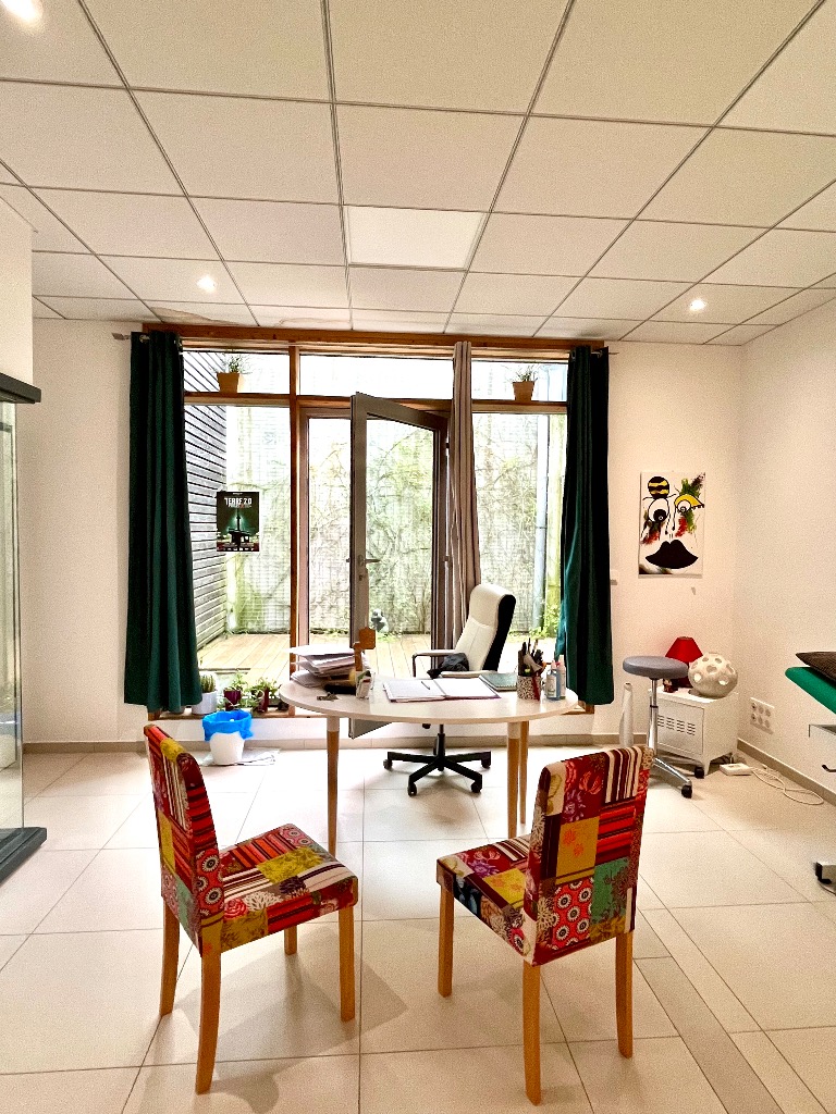 photo cabinet Valerie Peiffer manguin