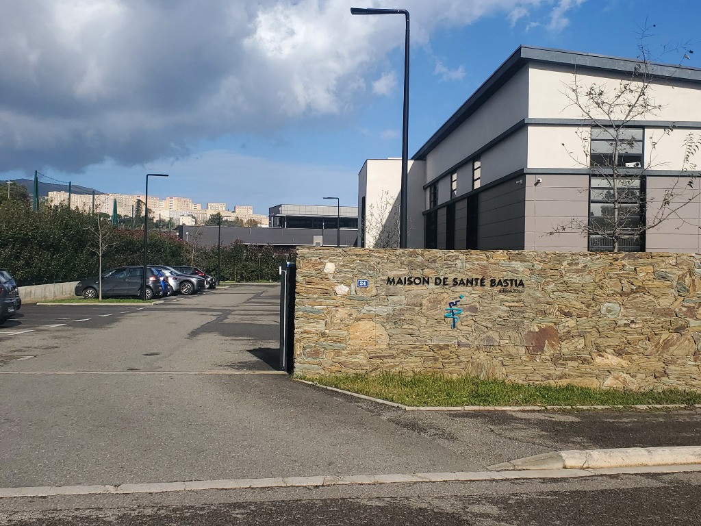 photo cabinet Emmanuel scotto