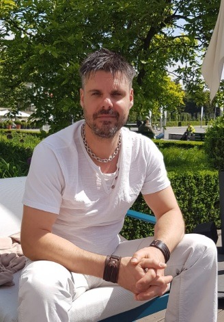 photo portrait Maxime Deroubaix