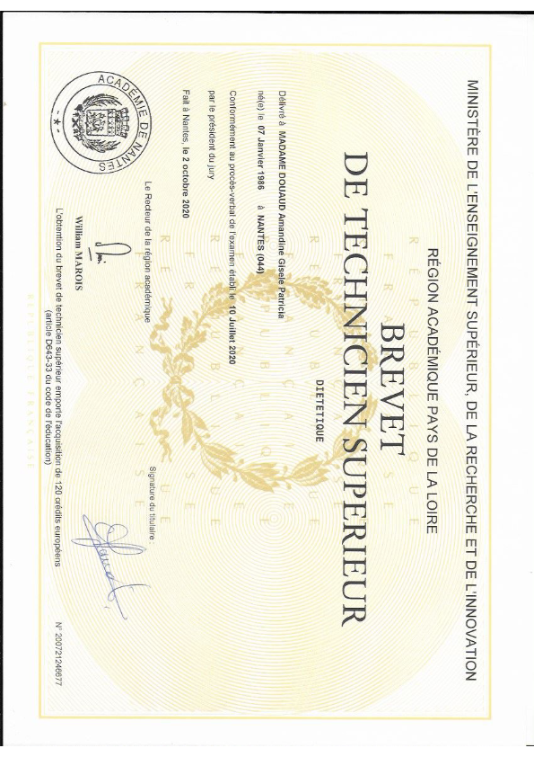 photo diplome Diététicienne nutritionniste amandine grandin