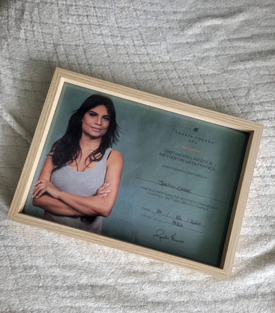 photo diplome Chloé Jestin