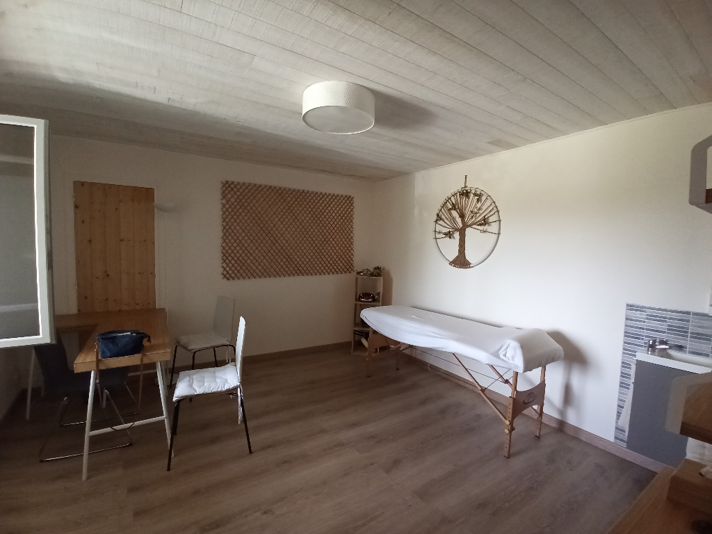 photo cabinet Sandrine Fourthon - Anahata Chandra Surya