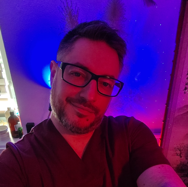 Thomas sicsic Massothérapeute & Réfléxologue