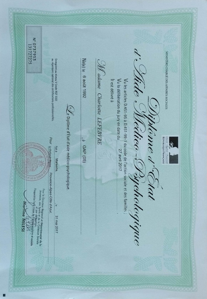 photo diplome Notario Charlotte 