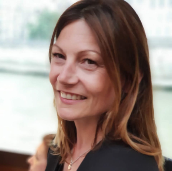 Carole D. Magnétiseur-Coupeur de feu