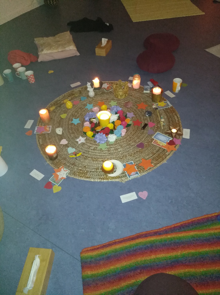 photo activite Hélène HANS~accompagnement du féminin