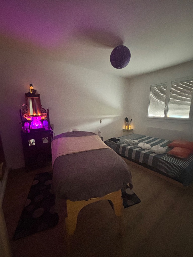 photo cabinet Au delà du corps par Valérie