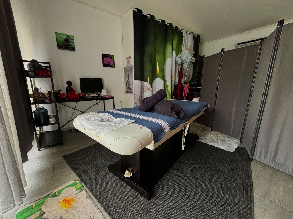 photo cabinet H massage 