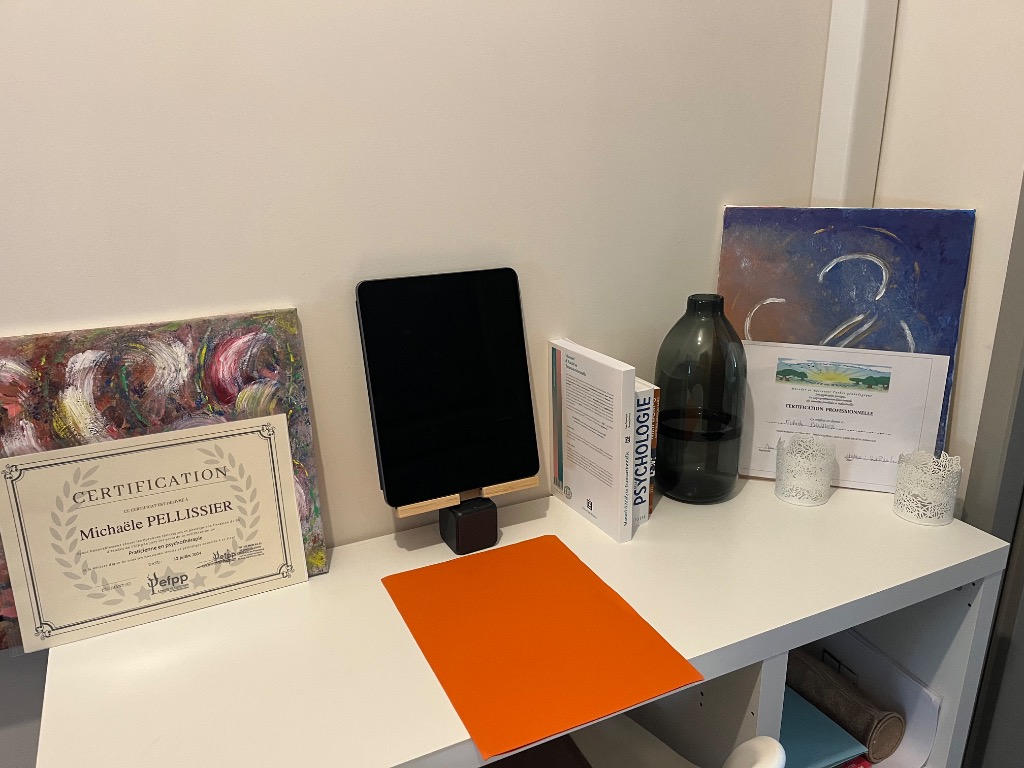 photo cabinet Michaële PELLISSIER