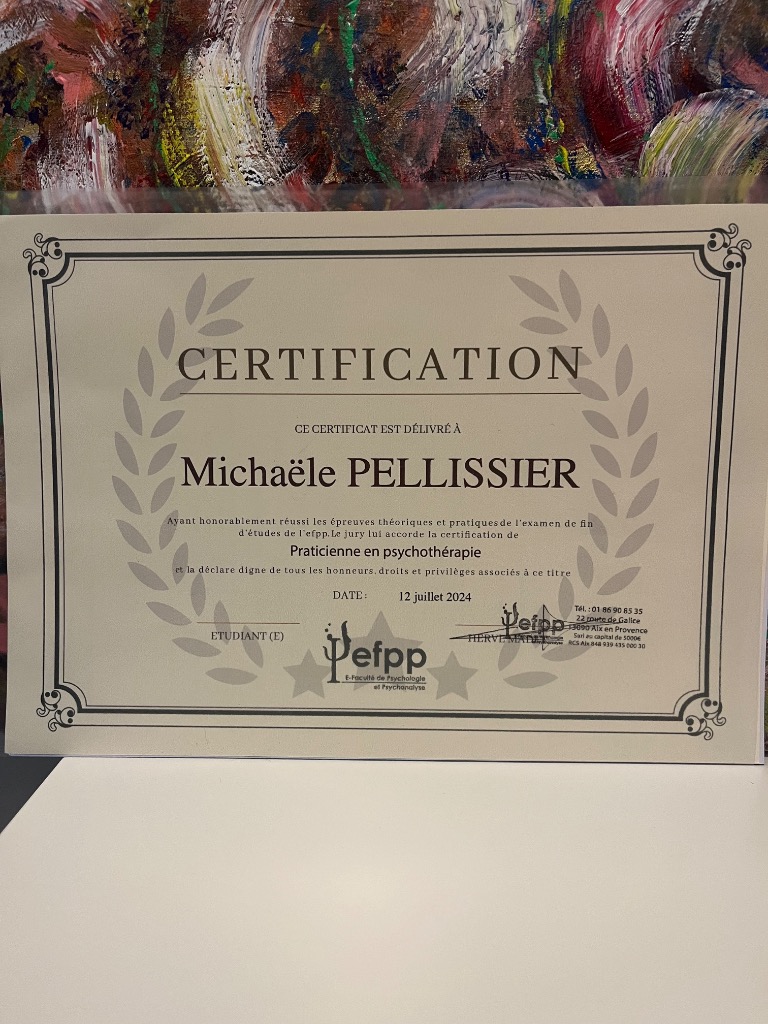 photo diplome Michaële PELLISSIER