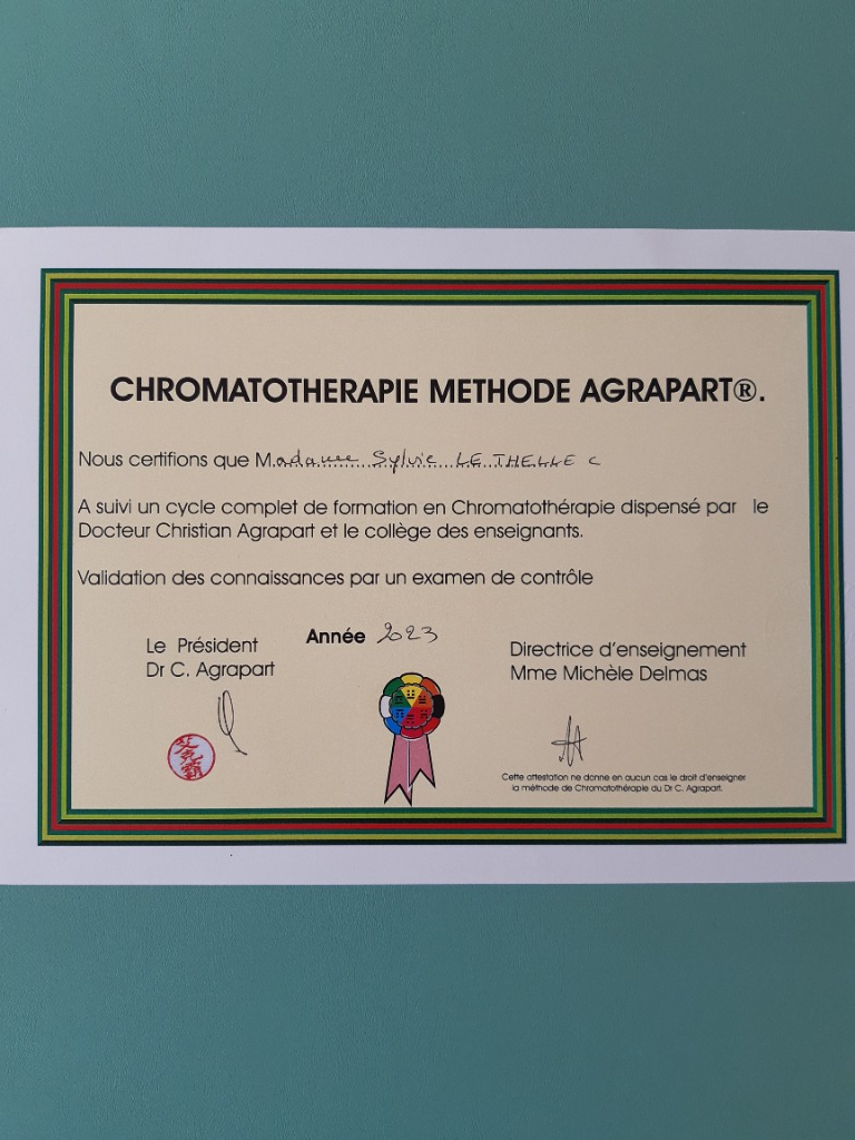 photo diplome Sylvie Le Thellec 