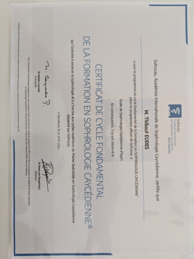 photo diplome EUDES Thibaut Sophrologue