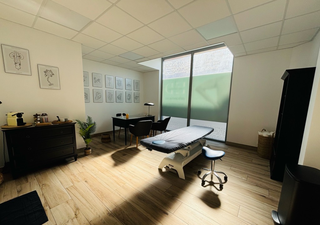 photo cabinet Enzo Derriennic