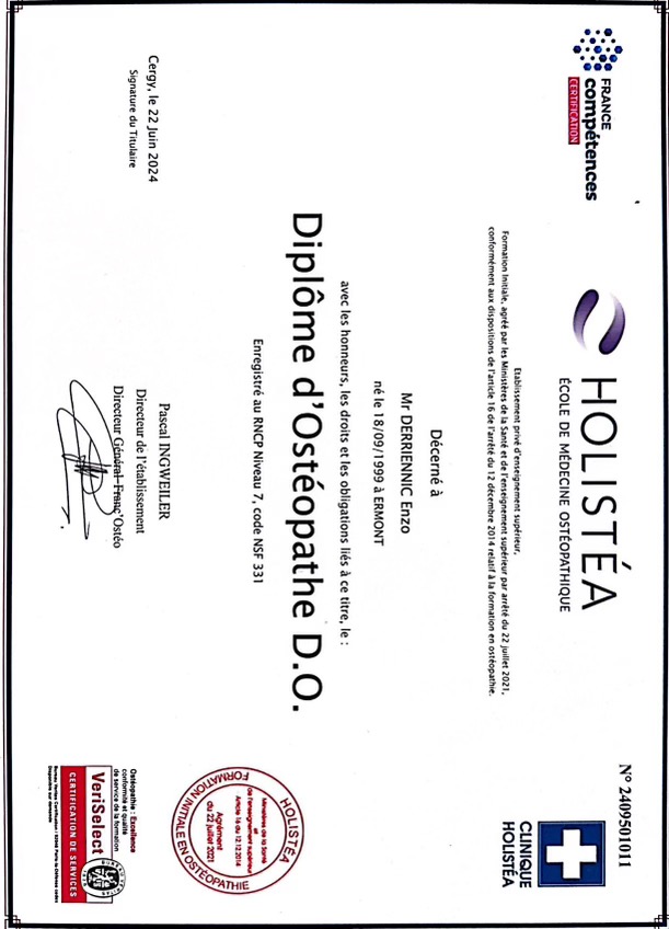 photo diplome Enzo Derriennic