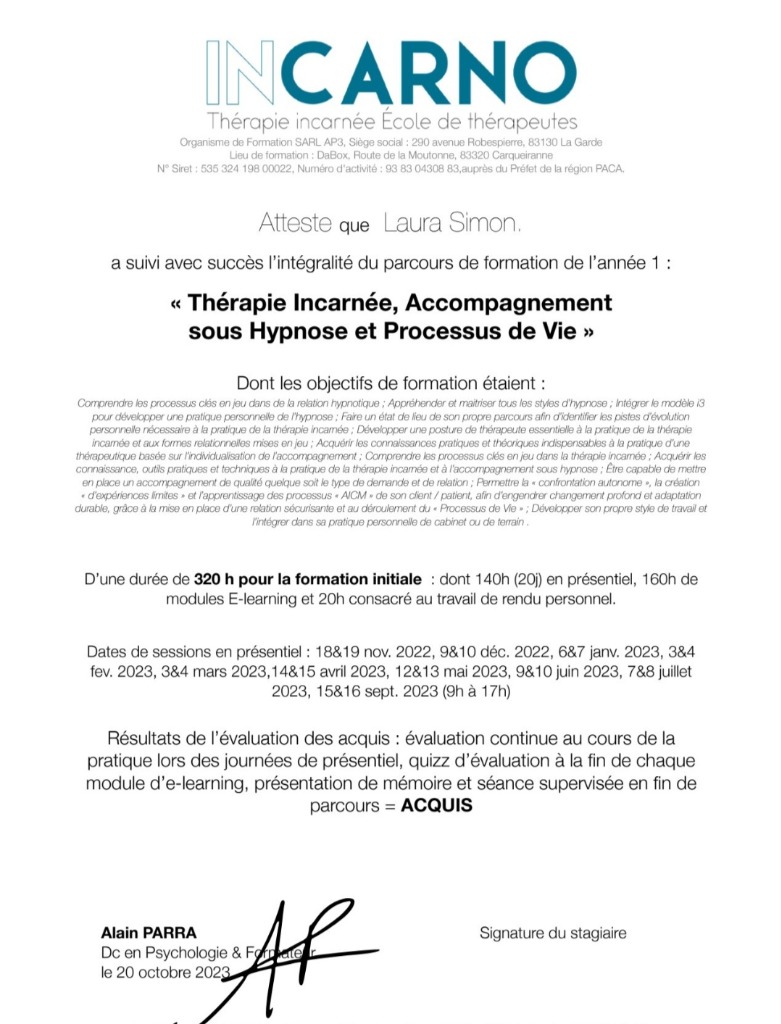 photo diplome Laura Simon Phan