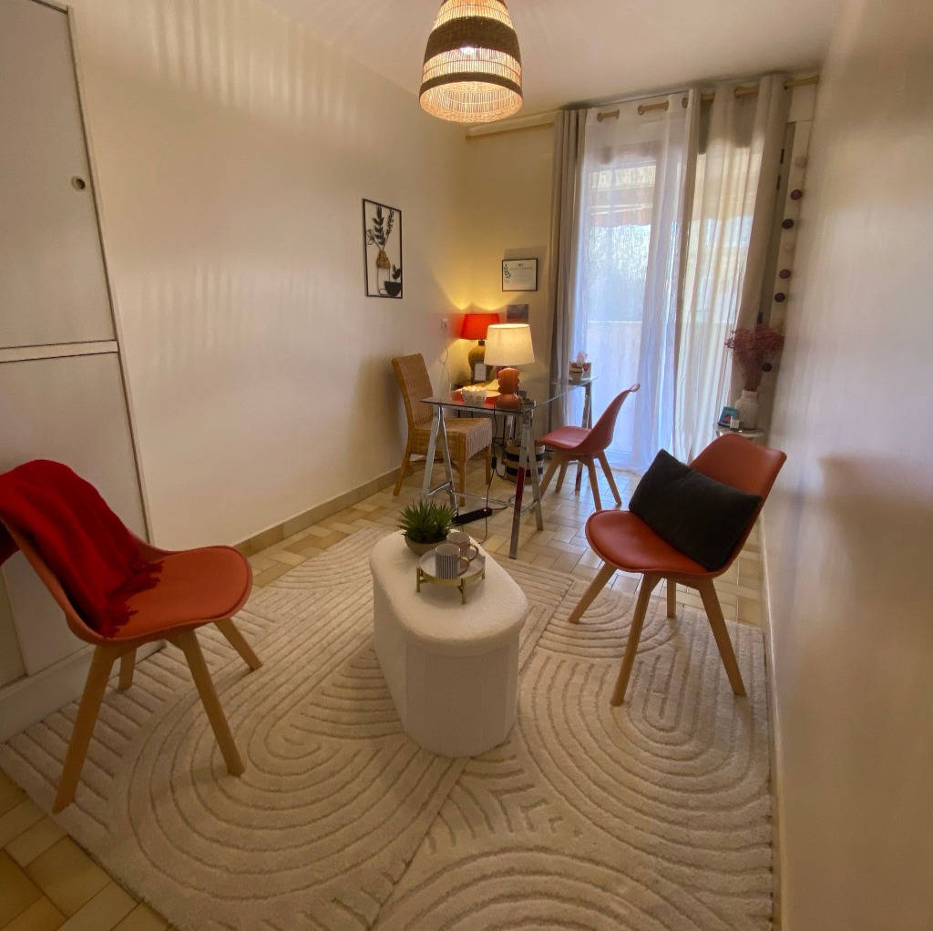 photo cabinet Julie Berthier