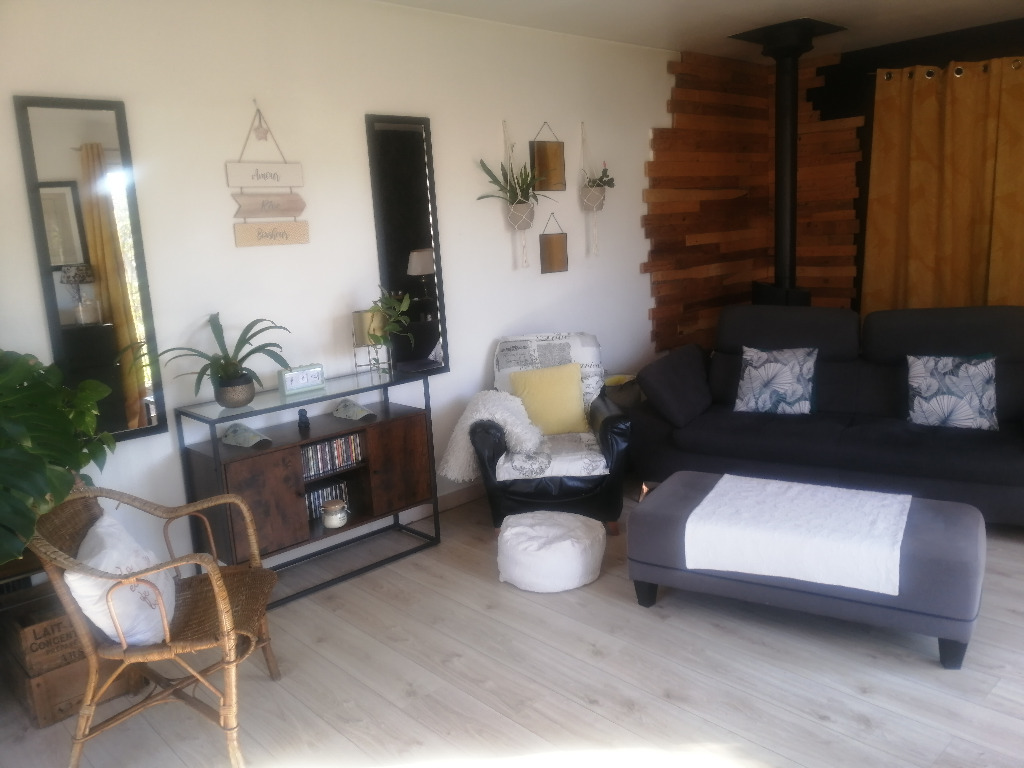 photo cabinet Alexandra JAYNE-CRENN