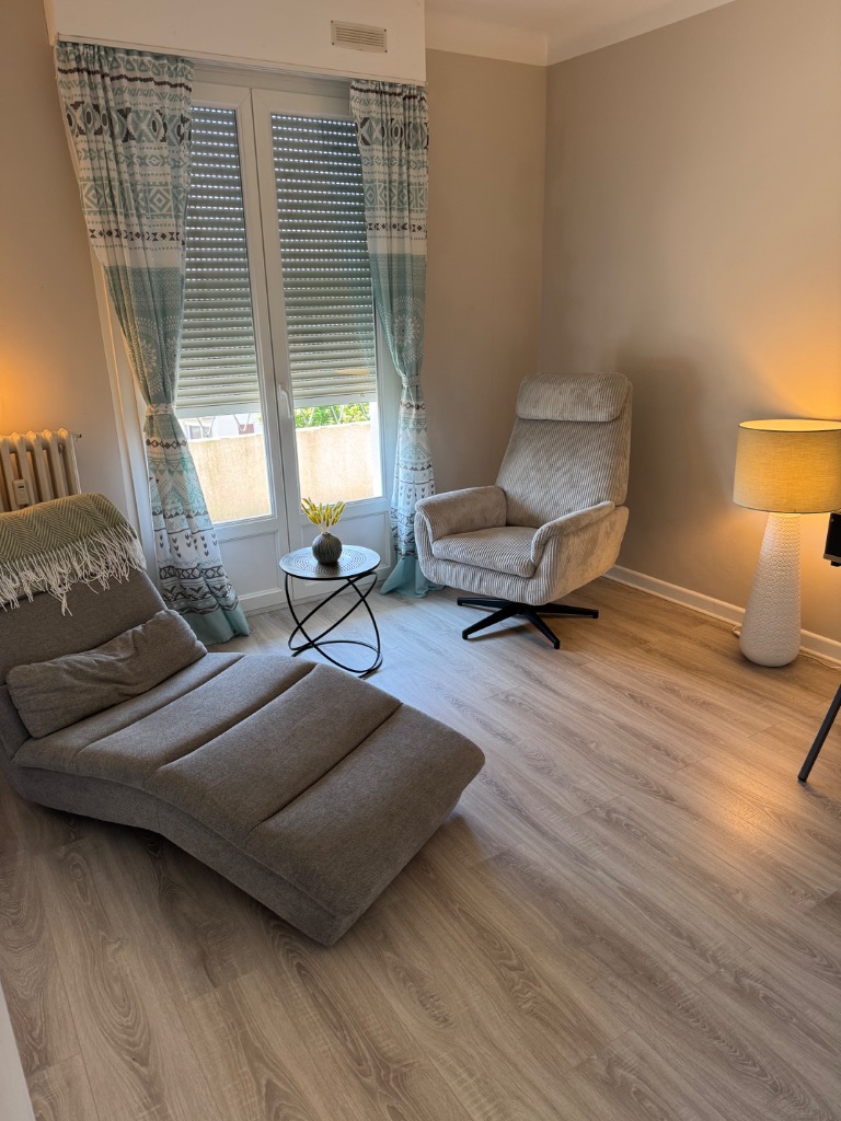 photo cabinet Ilhem THOMAS