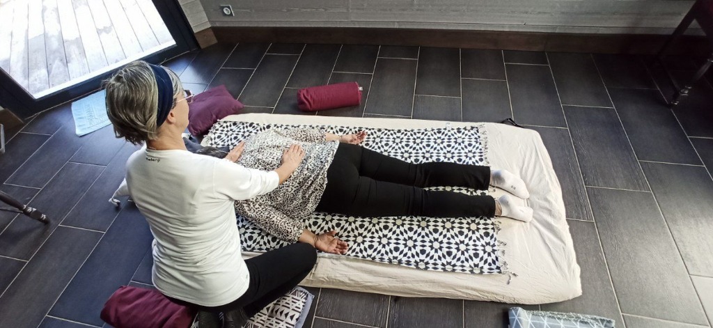 photo seance Laurence CURIEN -A l’EssenCiel EI