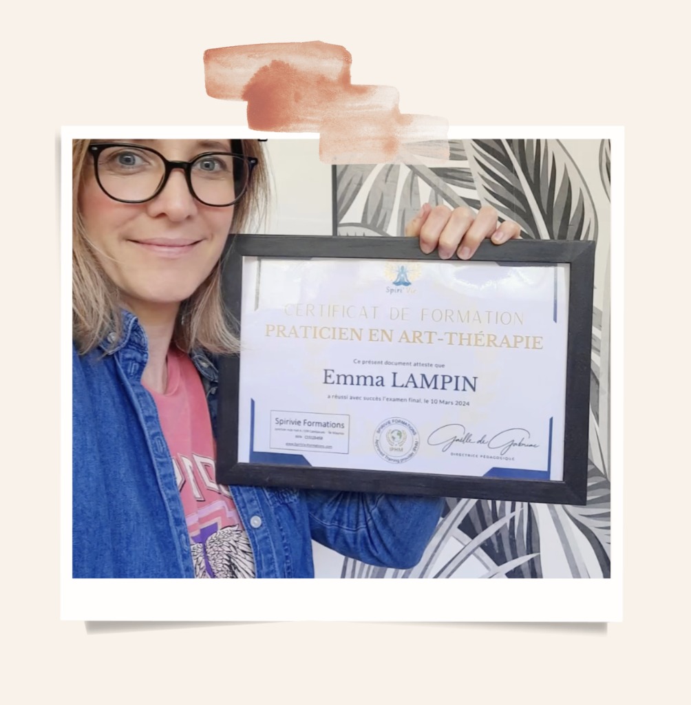 photo diplome Emmanuelle LAMPIN