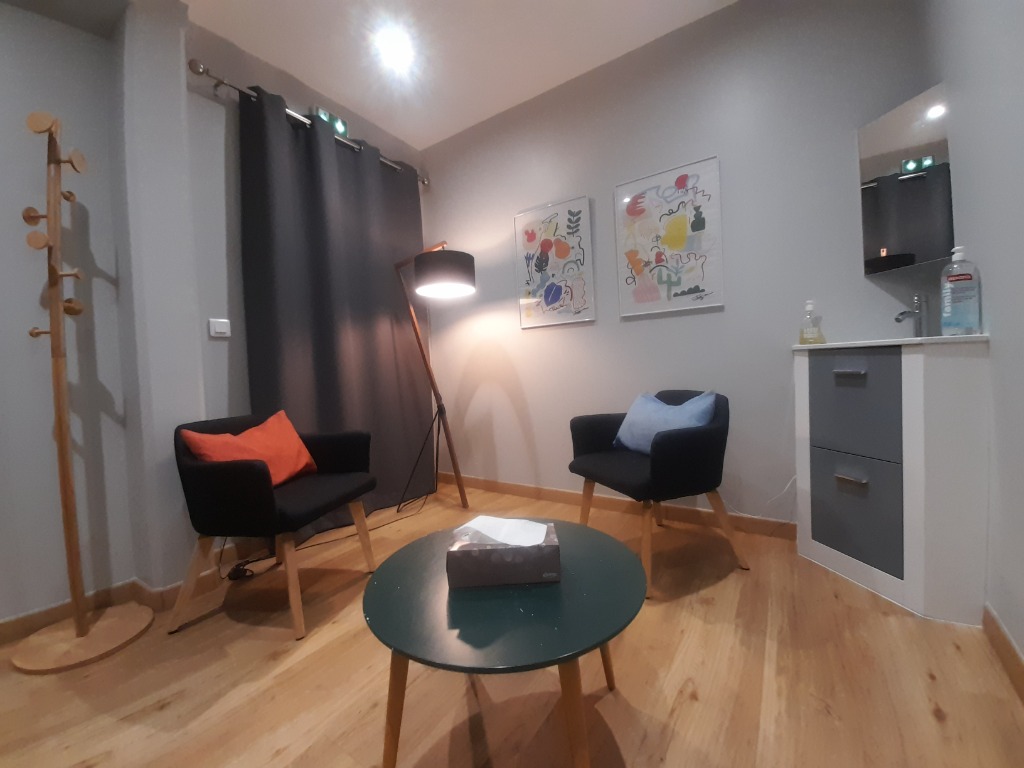 photo cabinet CHAUSI-VILLENEUVE Christine