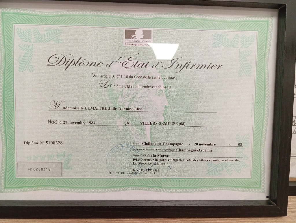 photo diplome Le Comptoir du Bien-Etre