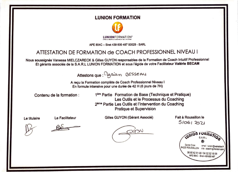 photo diplome Myriam BESSEAU