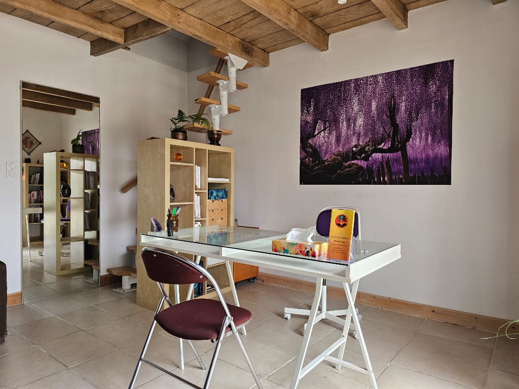 photo cabinet La voix de l’éQi.libre - Natacha GAONA