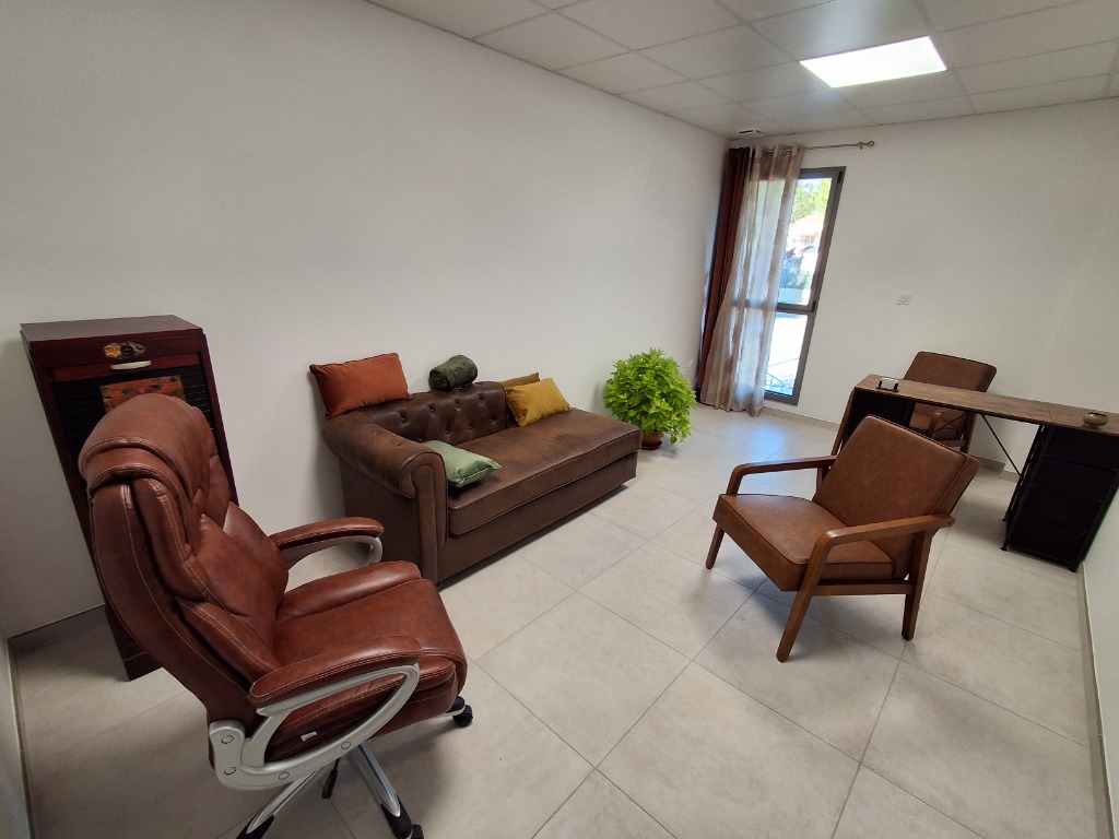 photo cabinet Sylvain Estellon Santoni