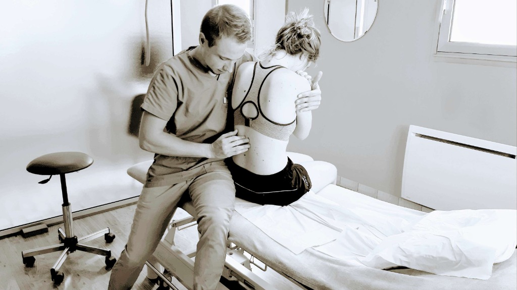 photo seance Benjamin COUBARD Ostéopathe D.O.