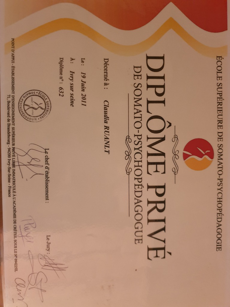 photo diplome Claudia Ruanlt