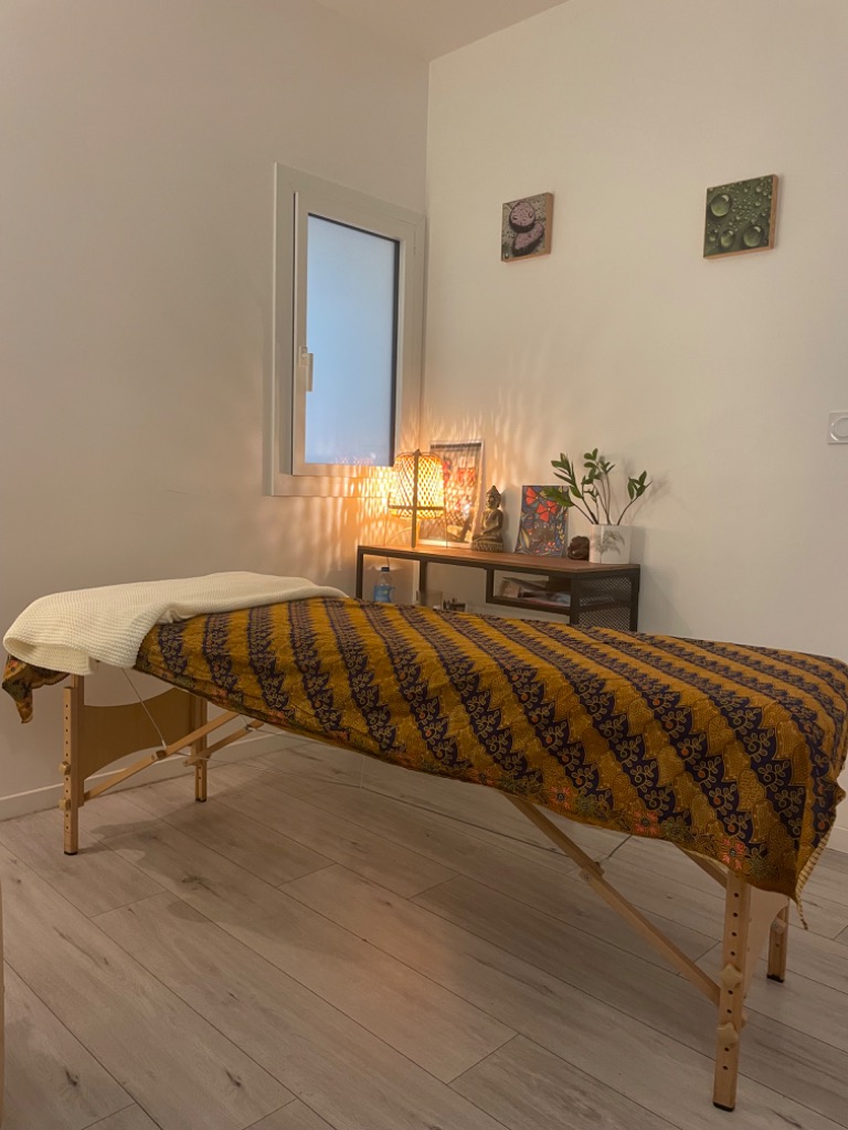 photo seance Rachel Oyarzun Hypnose Réflexologie