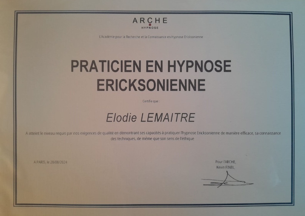 photo diplome Elodie Lemaitre - Hypnose Ericksonienne