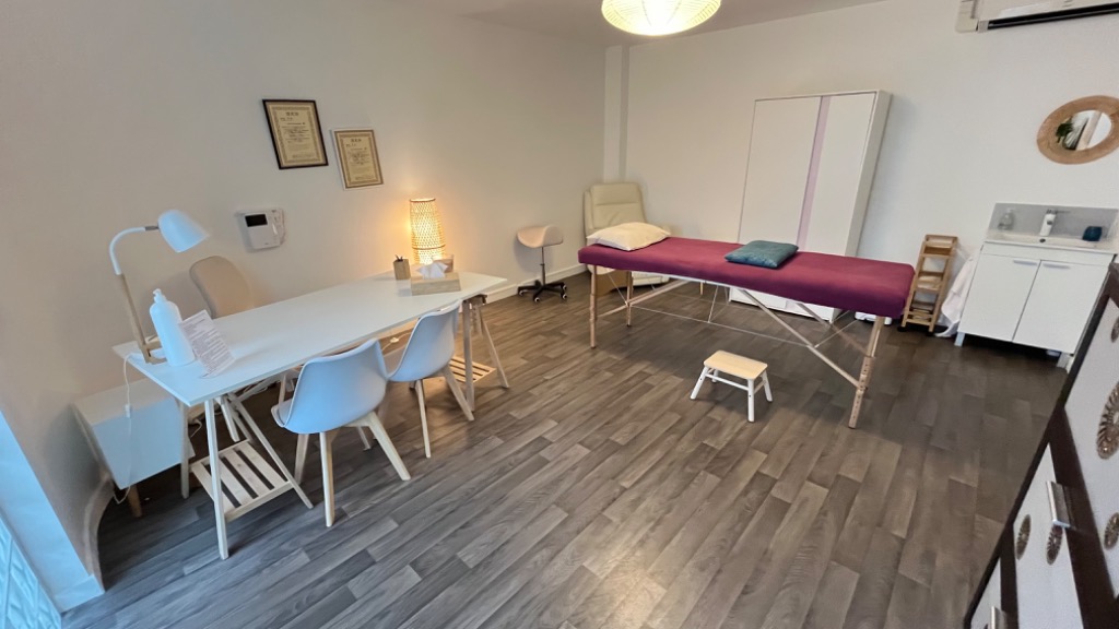 photo cabinet Christelle Savy Shiatsu, Sokuatsu