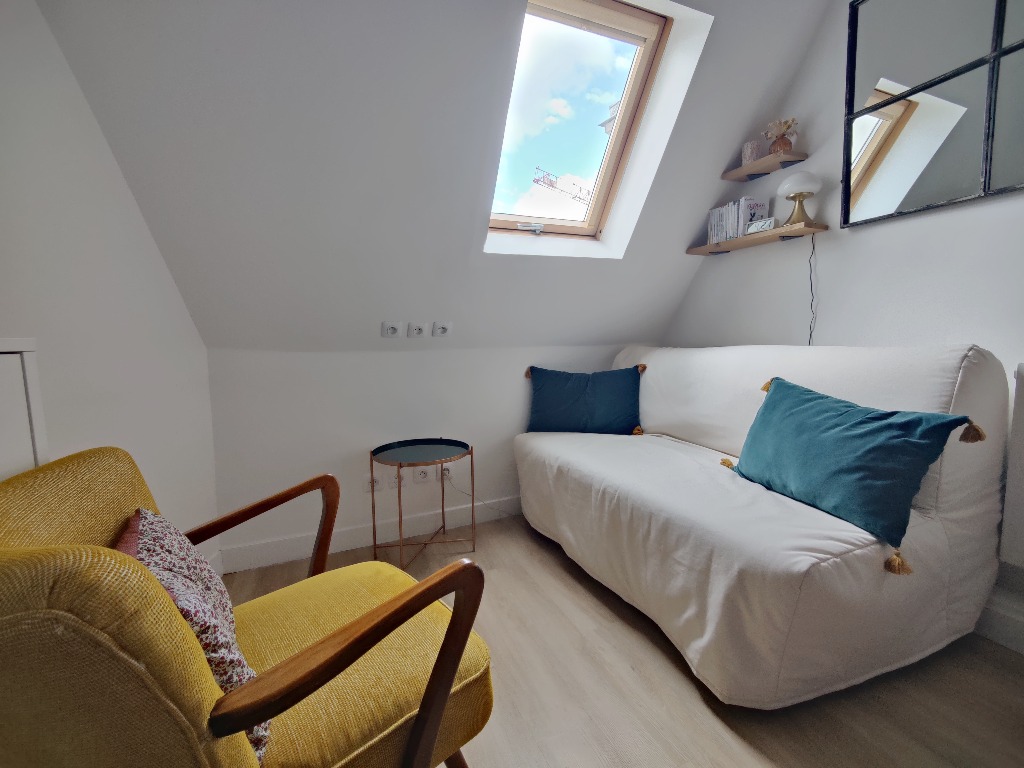 photo cabinet Amélie Piecoup-Guerlet