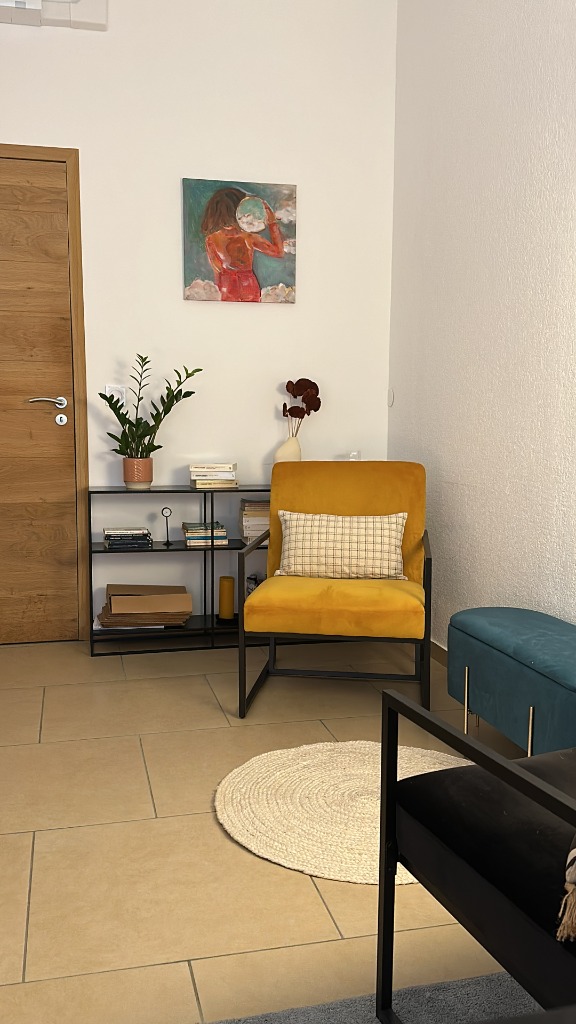 photo cabinet Rafaela Alves