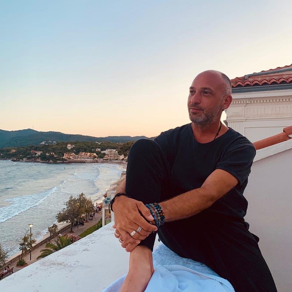 photo portrait Sébastien Lacoffe Psychothérapeute Aubagne