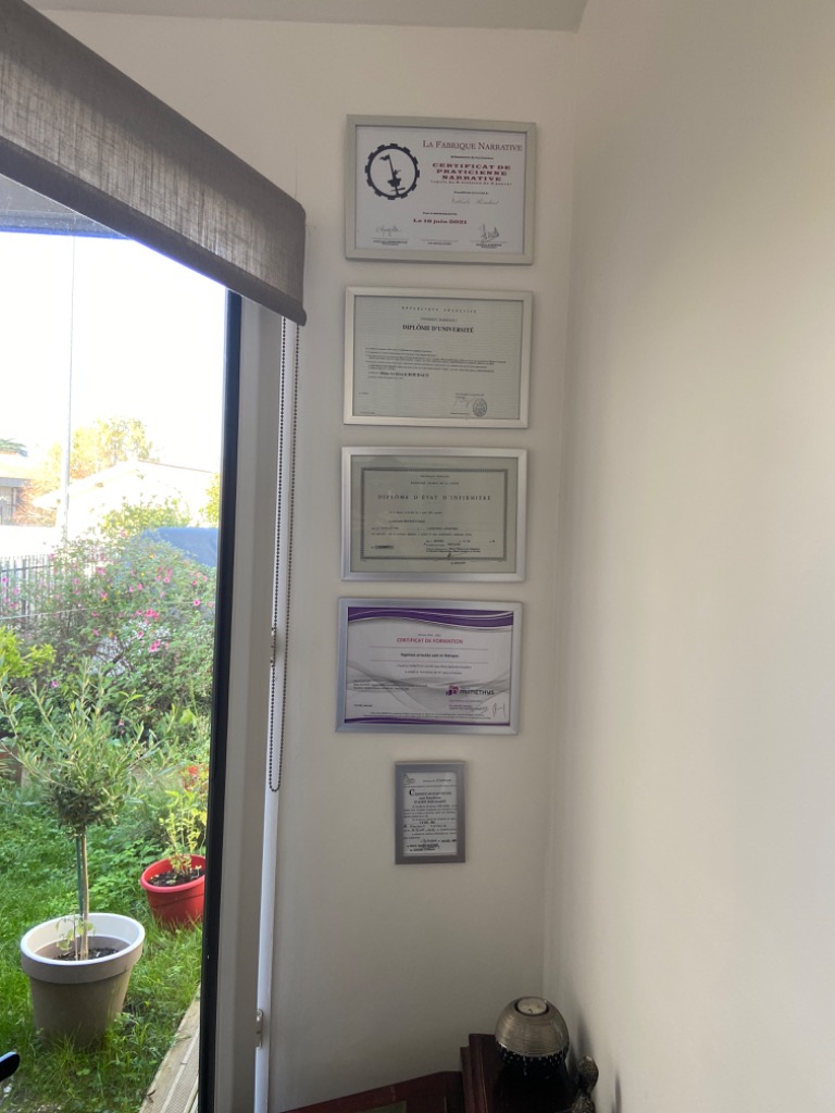 photo diplome Roudaut nathalie addictologie- therapie  brèves