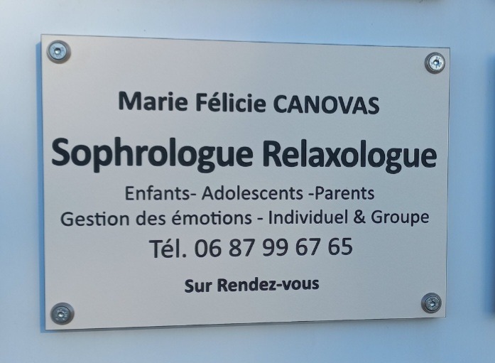 photo diplome Sophroluz Canovas Marie Félicie 