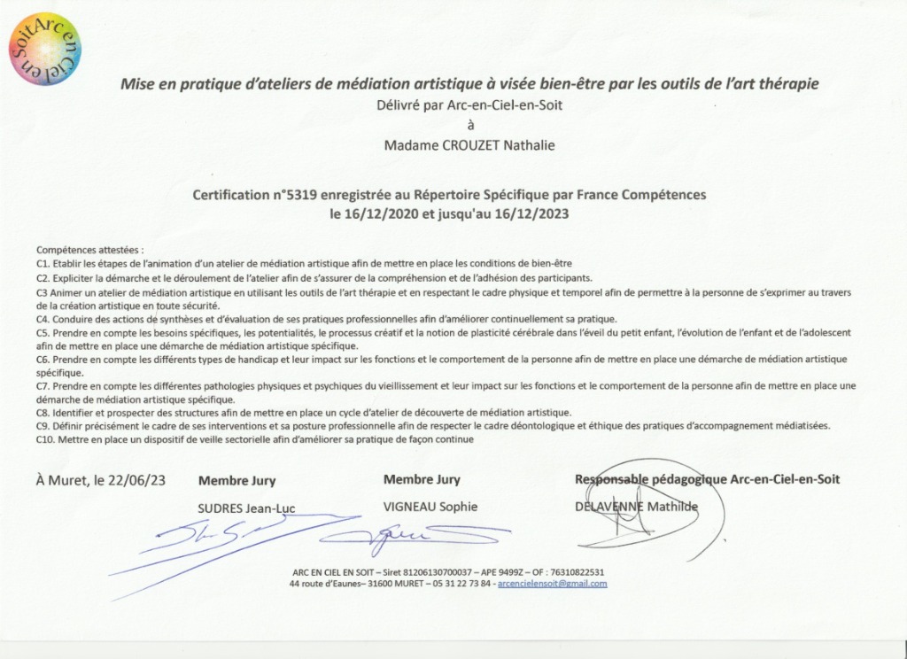 photo diplome Nathalie Crouzet