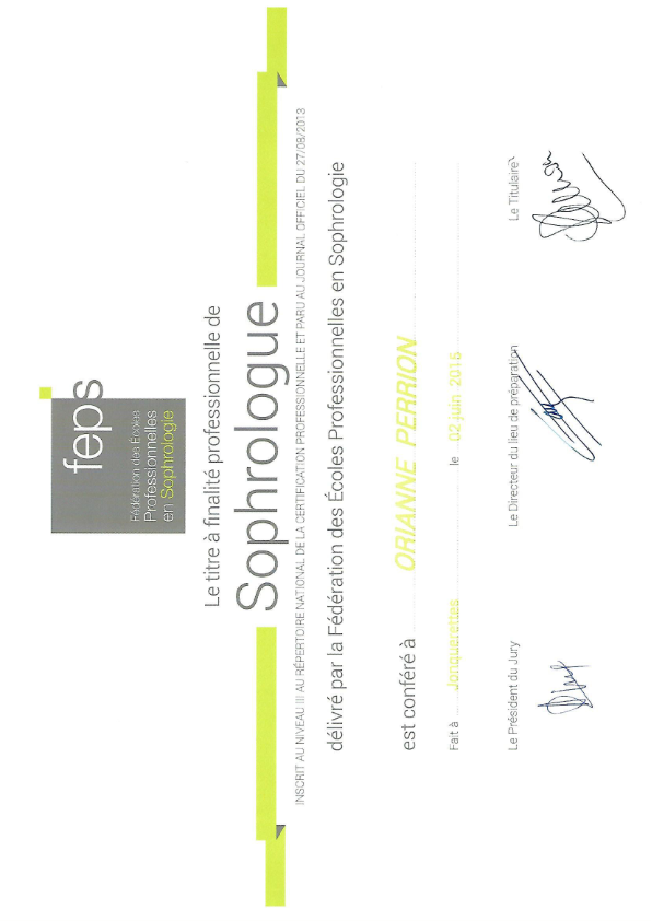 photo diplome Orianne Perrion