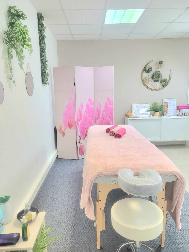 photo cabinet Nora ANDRIANJAKATIANA