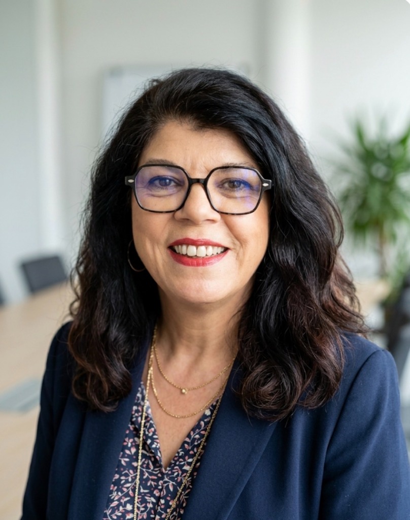 photo portrait Nora BOUSBAH