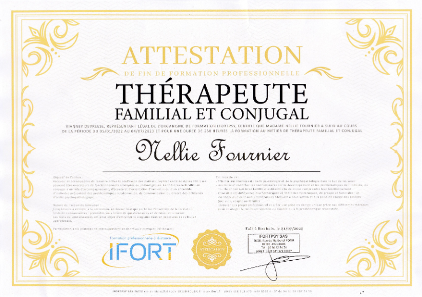 photo diplome Nellie Fournier thérapeute familiale