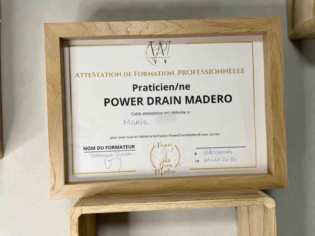 photo diplome Les pieds sur terre by Maria