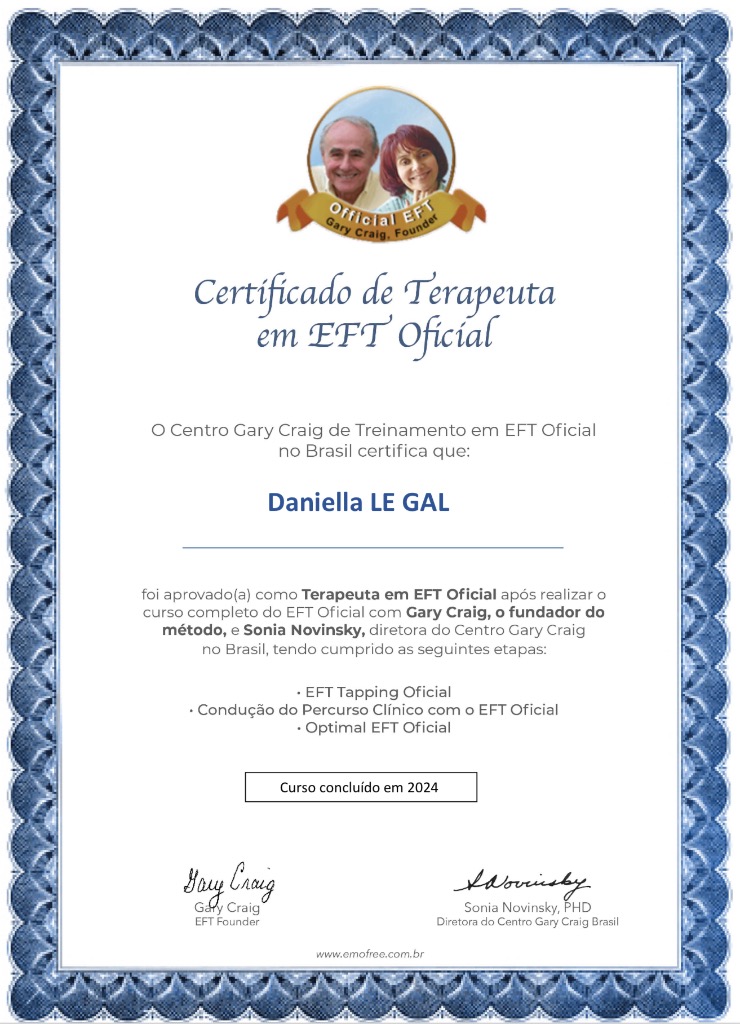 photo diplome MonMondeQuantique Daniella LE GAL