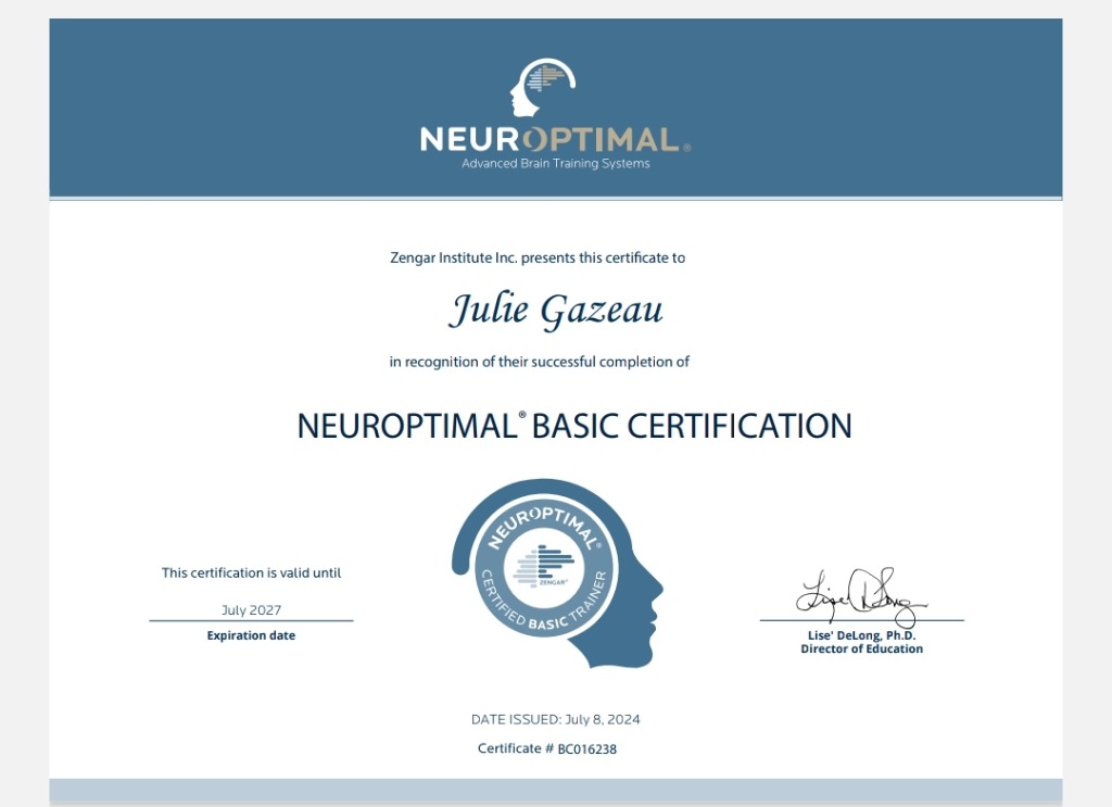 photo diplome Institut de bien être cérébral-Julie GAZEAU