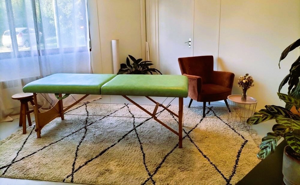 photo seance Angèle DUVERGER, praticienne en Méthode Poyet